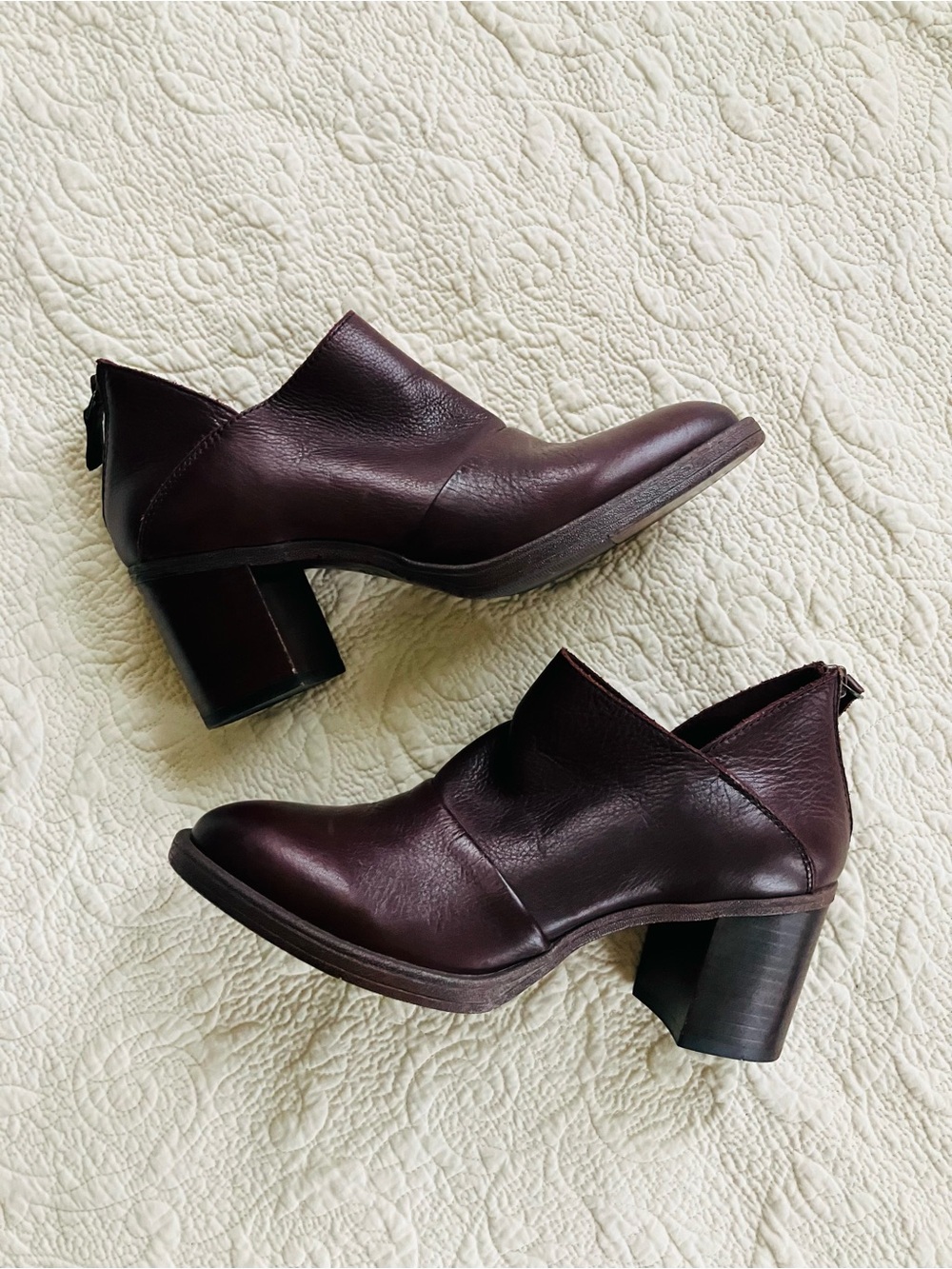 Johnston & Murphy Heeled Ankle Boots